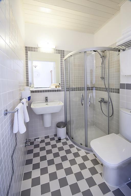 Quarante Hotel - Adult Only Bozcaada Room photo