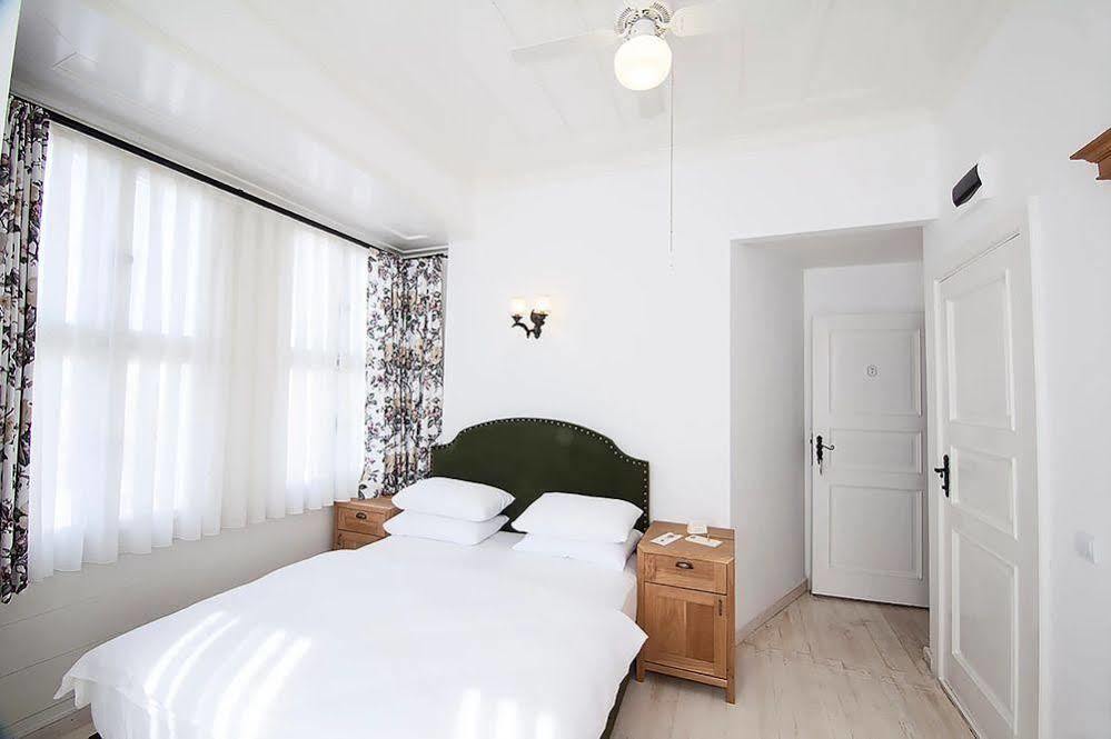 Quarante Hotel - Adult Only Bozcaada Exterior photo